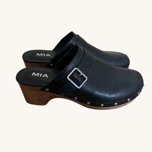MIA Y2K Apollo Clogs Black